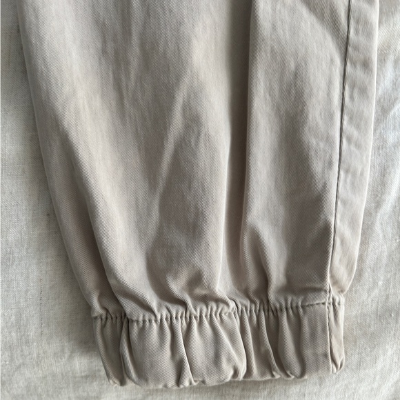 Zara Men's Beige Joggers - Picture 3 of 9